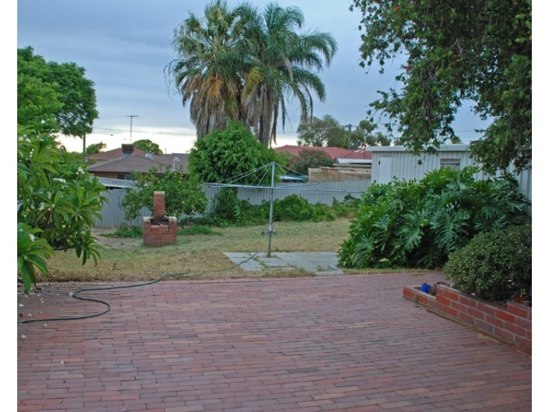 37 Doolette Street, Spearwood WA 6163