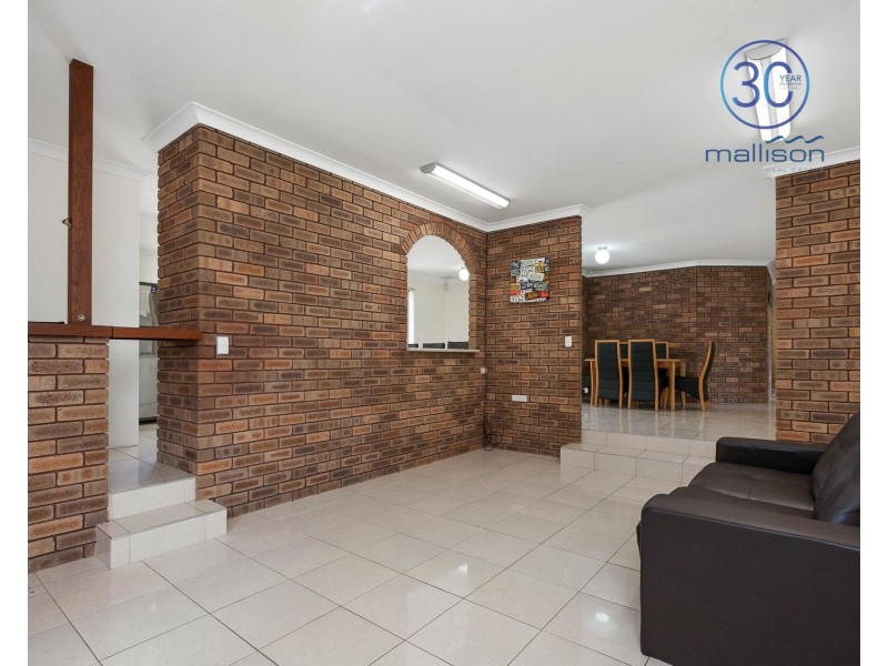 4 Bomaria Close, South Lake WA 6164