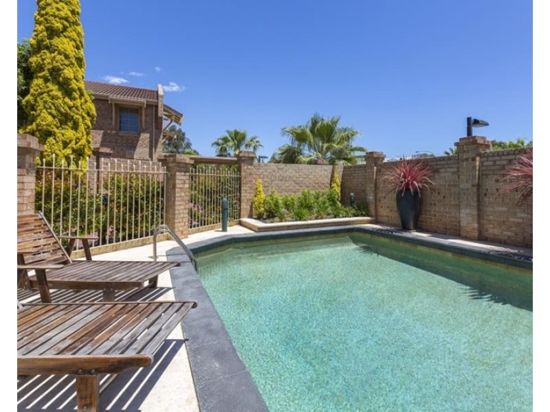 3/28 Eric Street, Como WA 6152