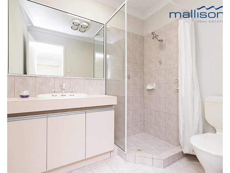 2/147 Robert Street, Como WA 6152