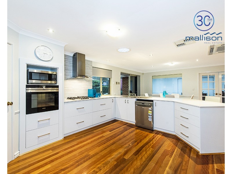 2 Earnshaw Loop, Leeming WA 6149