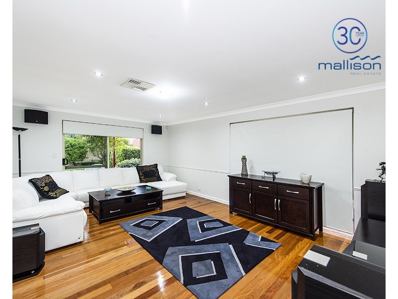 2 Earnshaw Loop, Leeming WA 6149