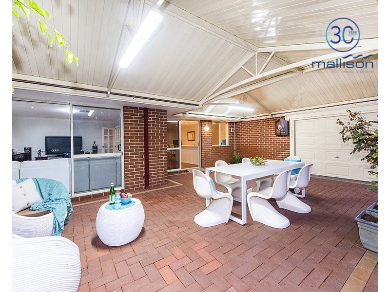 2 Earnshaw Loop, Leeming WA 6149