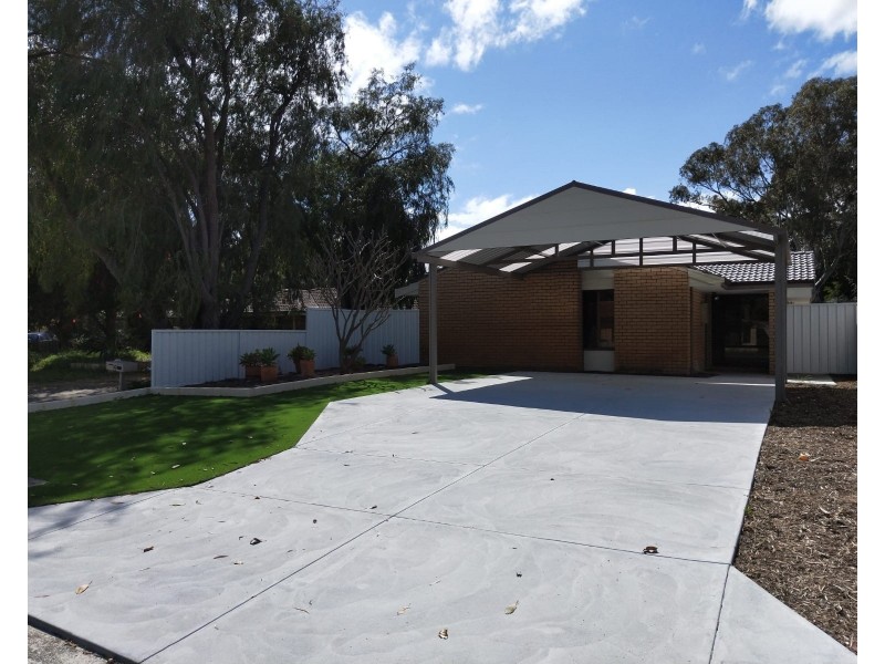 17 Krugger Place, Leeming WA 6149