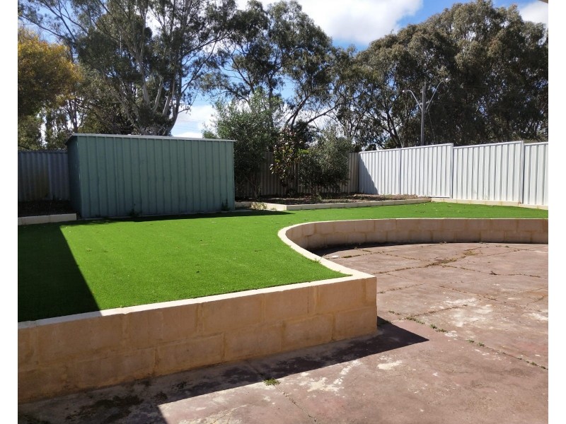 17 Krugger Place, Leeming WA 6149