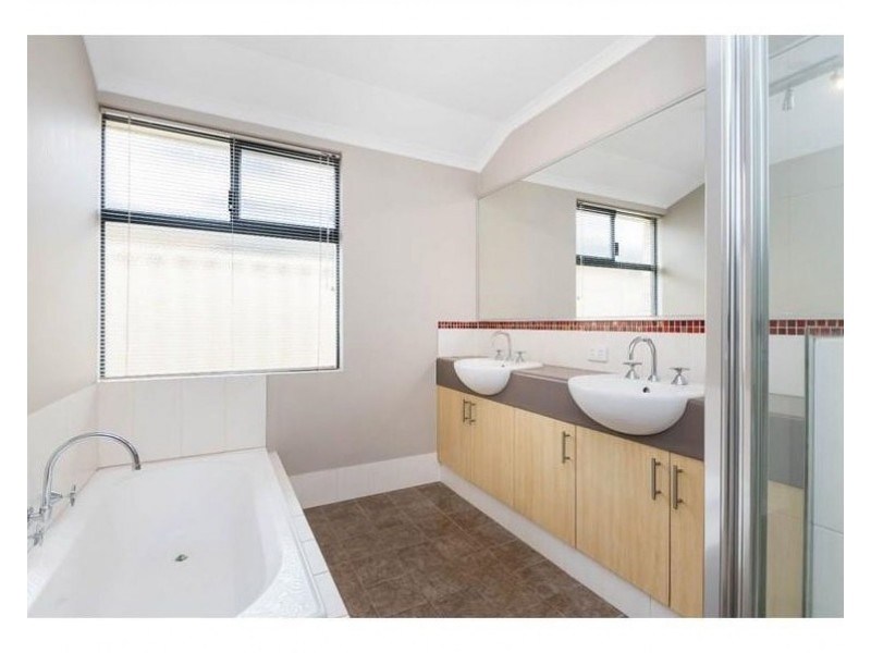 14 Vetiver Link, Atwell WA 6164