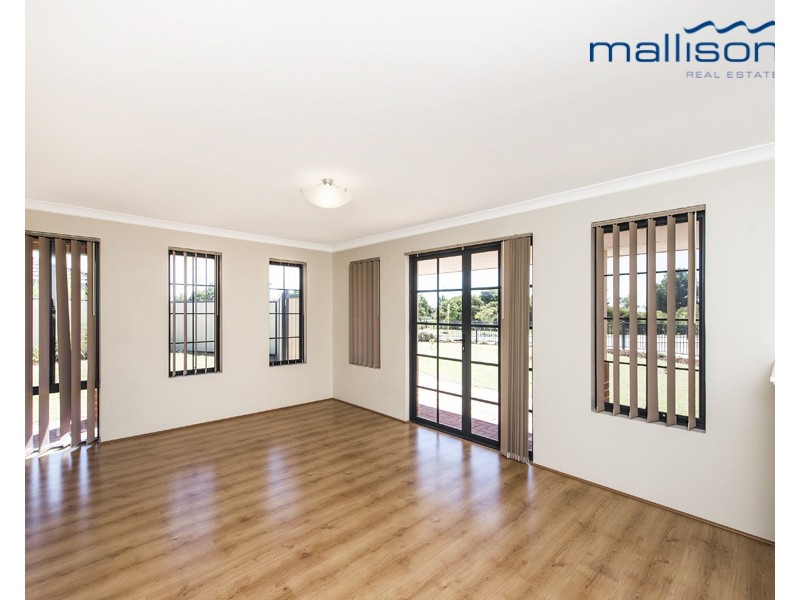 317 Wentworth Parade, Success WA 6164