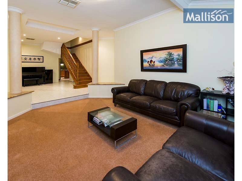 32 Burtonia Place, Canning Vale WA 6155