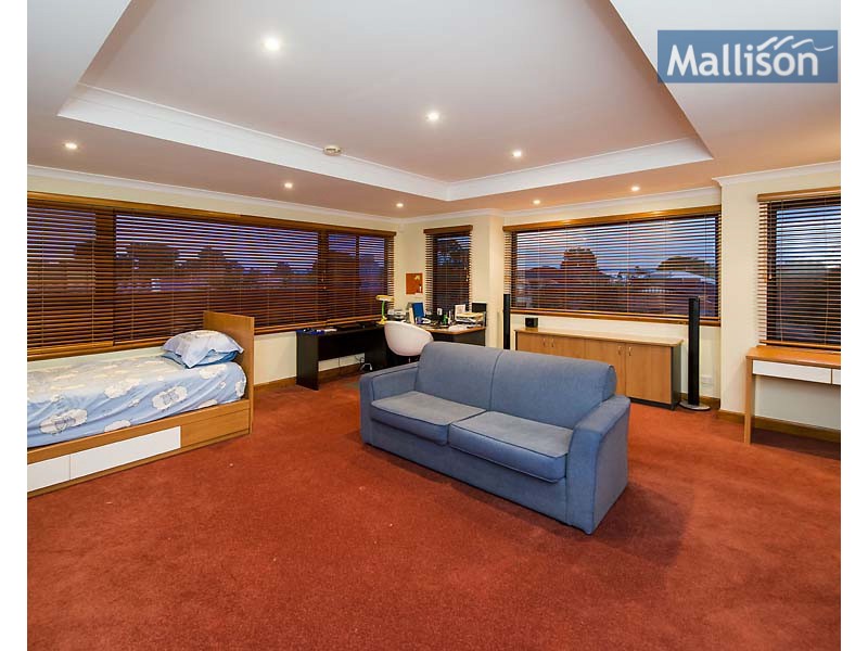 32 Burtonia Place, Canning Vale WA 6155