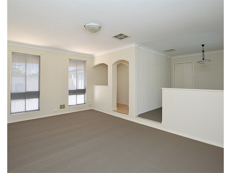 7 Wynyard Way, Willetton WA 6155