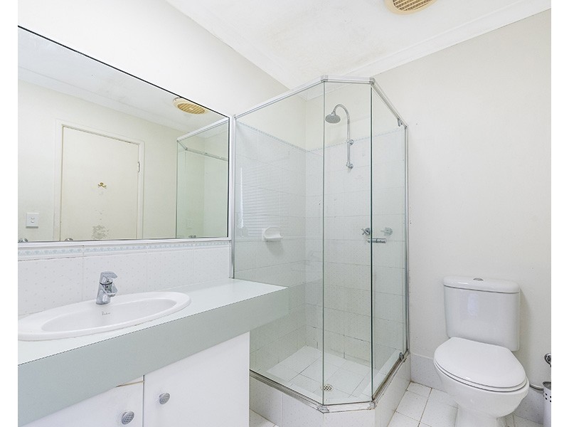 20 Woodland Dale, Canning Vale WA 6155