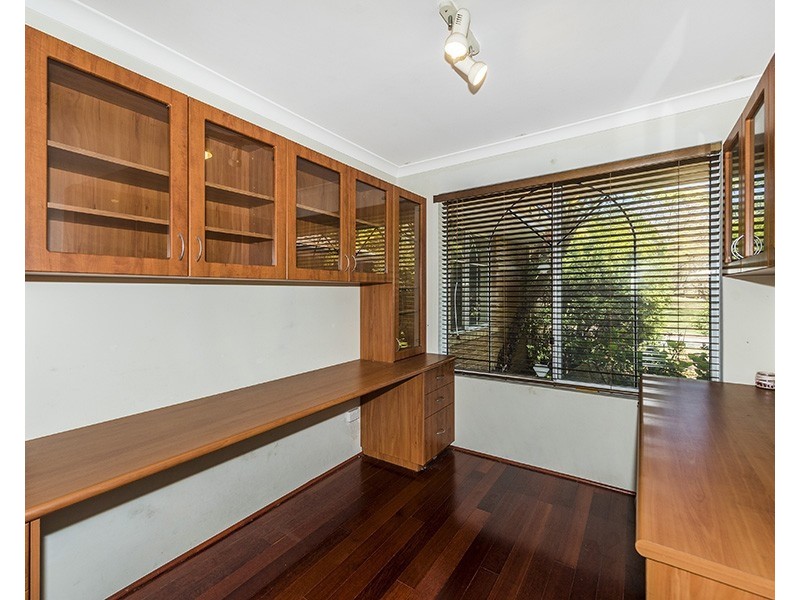 20 Woodland Dale, Canning Vale WA 6155