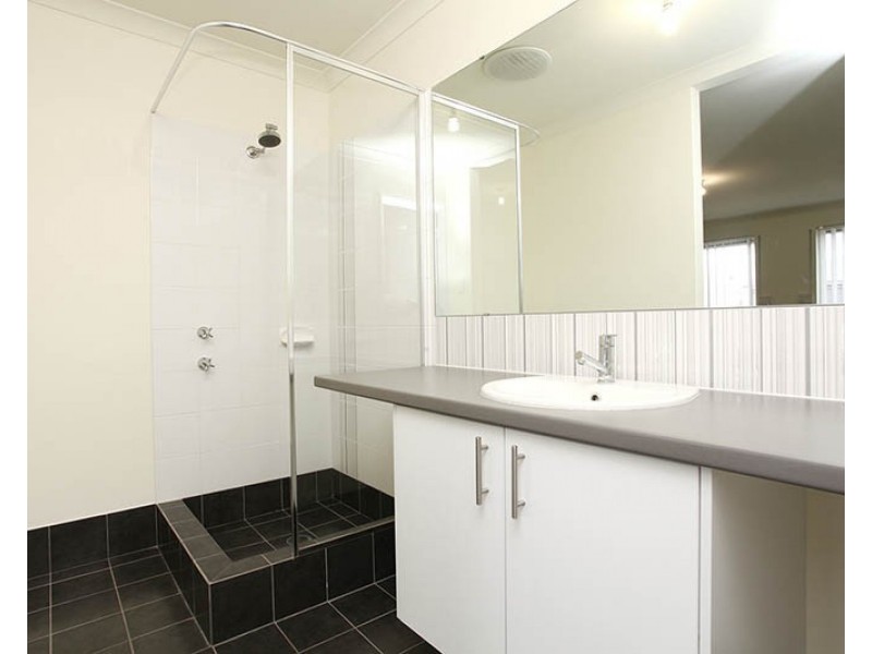 10 Sheehan Way, Byford WA 6122