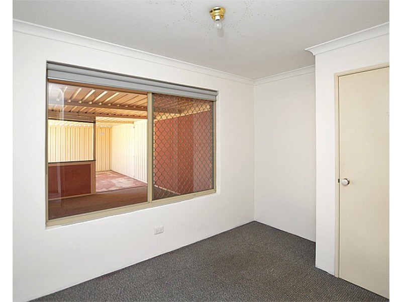 38 Charnley Gardens, Waikiki WA 6169