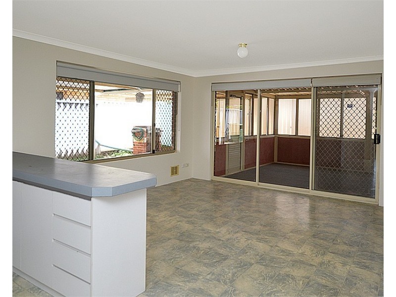 38 Charnley Gardens, Waikiki WA 6169