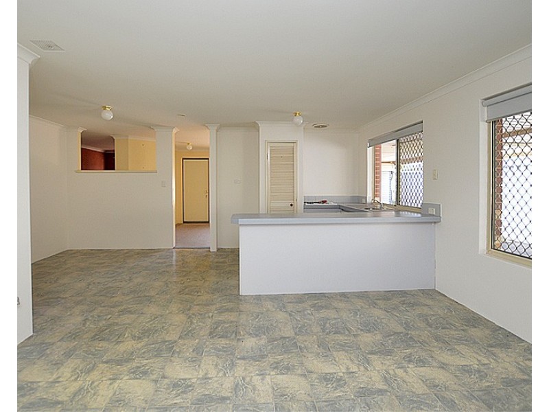 38 Charnley Gardens, Waikiki WA 6169