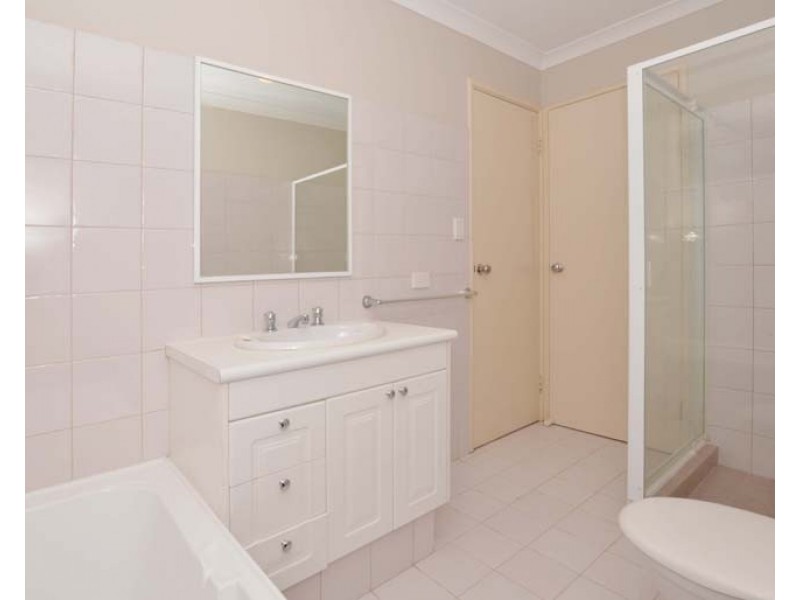 2/16 Bonito Way, Yangebup WA 6164