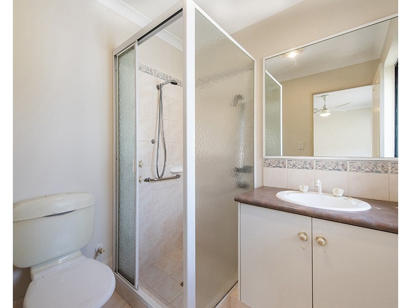 4/262 High Road, Riverton WA 6148