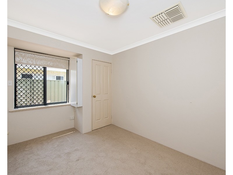 4/262 High Road, Riverton WA 6148