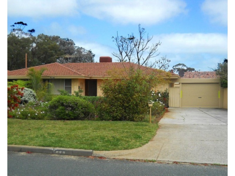 23 Loris Way, Kardinya WA 6163