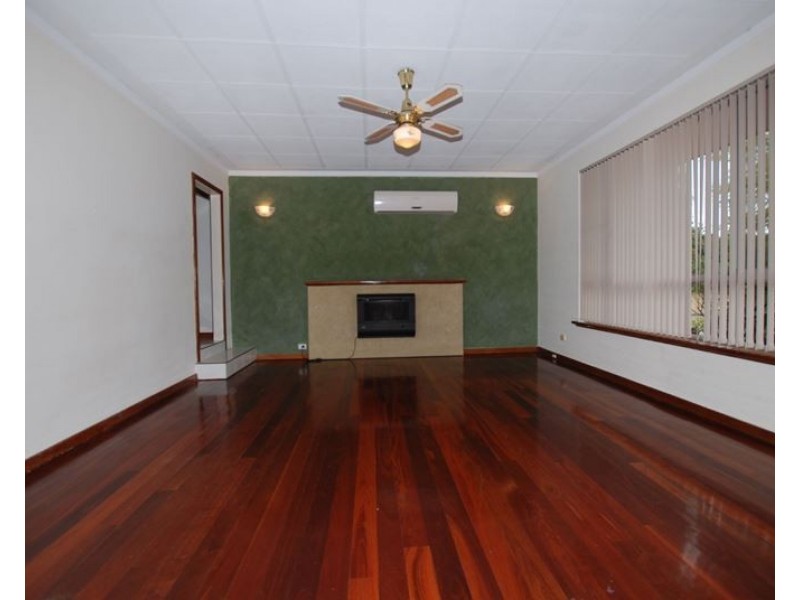 23 Loris Way, Kardinya WA 6163