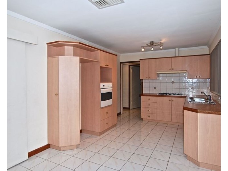 23 Loris Way, Kardinya WA 6163