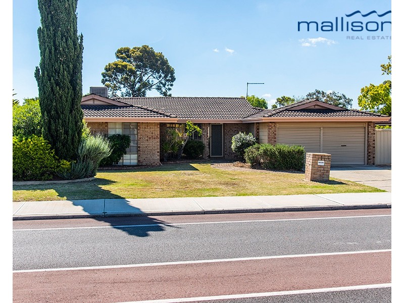 1 McKivett Crescent, Leeming WA 6149