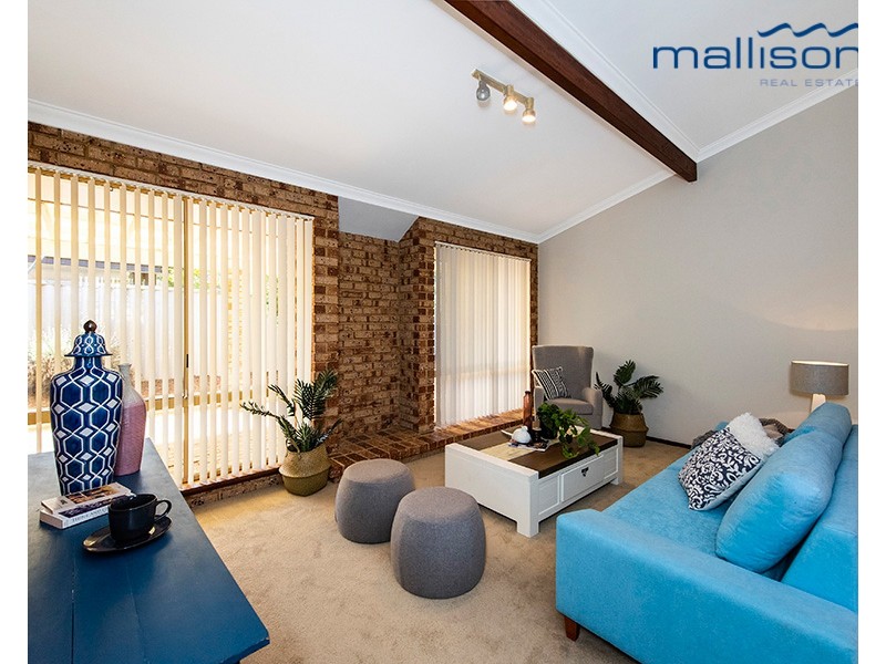 1 McKivett Crescent, Leeming WA 6149
