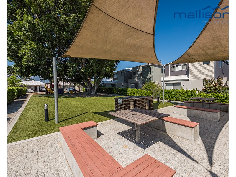 28/158 George Street, Queens Park WA 6107