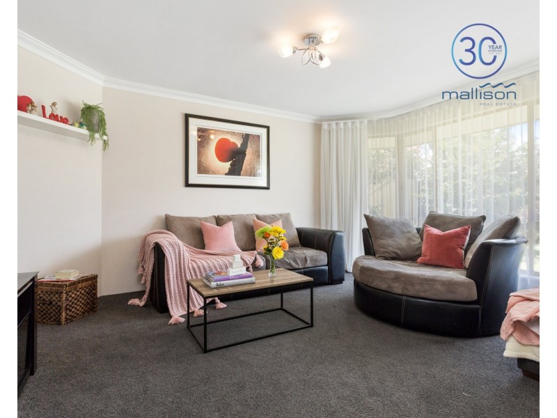 6 Sundew Place, Thornlie WA 6108