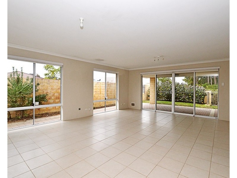 5 Flametree Loop, Baldivis WA 6171