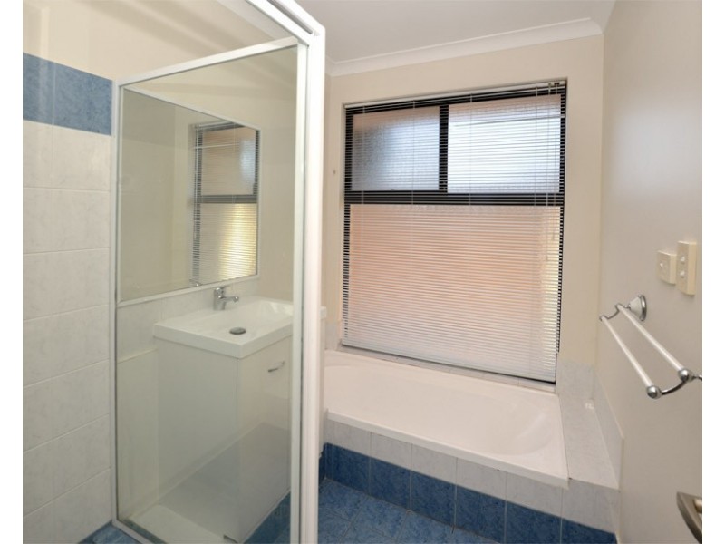 38A Pennlake Drive, Spearwood WA 6163