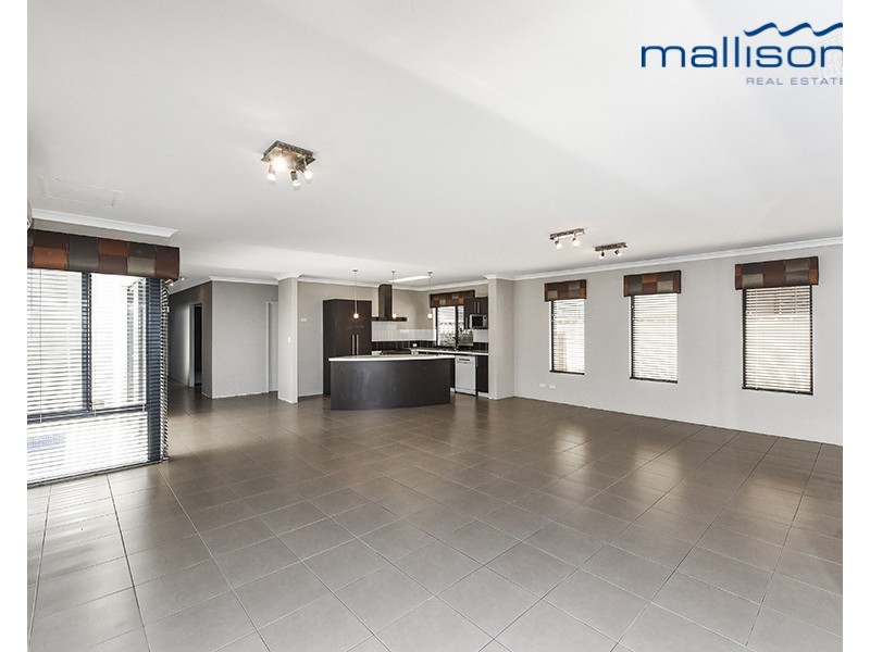 36 Admiralty Road, Canning Vale WA 6155