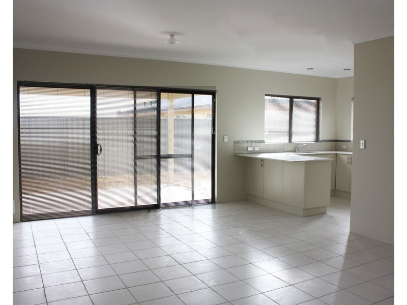 17 Times Street, Harrisdale WA 6112