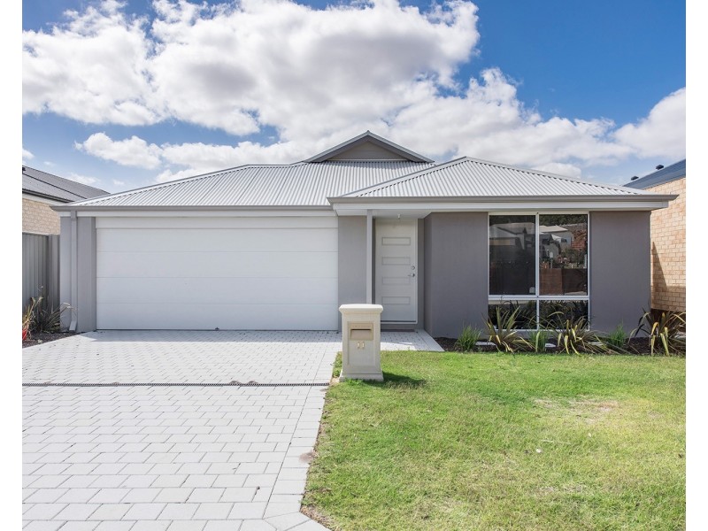 11 Needlewood Loop, Wandi WA 6167