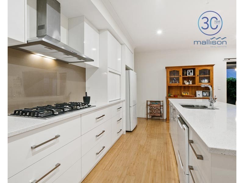 37 Rossiter Avenue, Piara Waters WA 6112