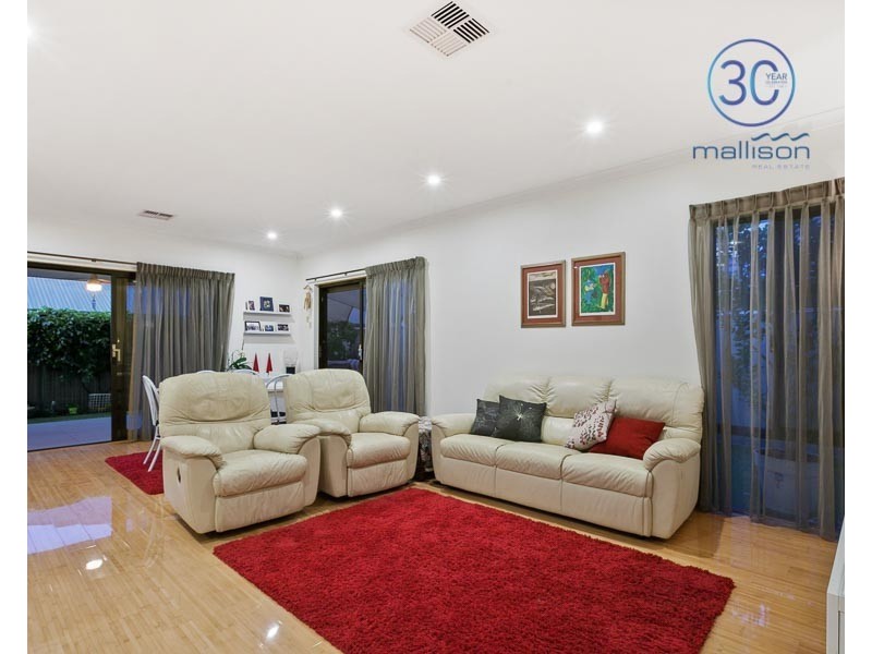 37 Rossiter Avenue, Piara Waters WA 6112