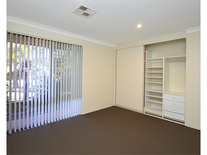 68 Sandpiper Loop, Yangebup WA 6164