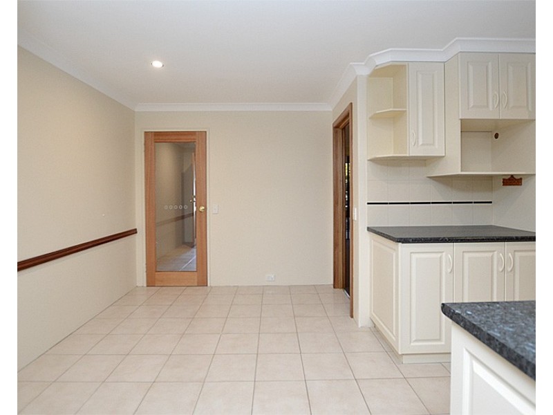 68 Sandpiper Loop, Yangebup WA 6164
