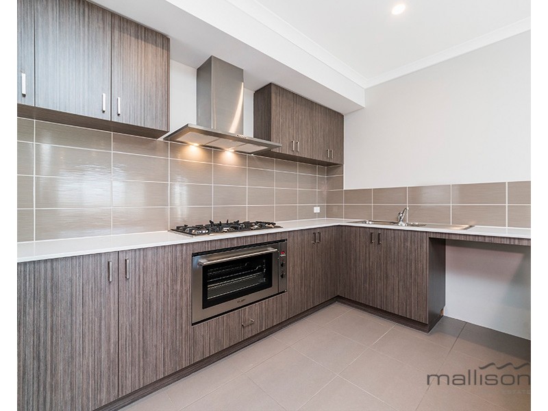62 Lancaster Loop, Piara Waters WA 6112