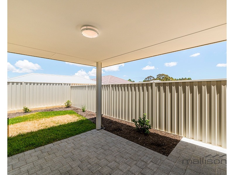 62 Lancaster Loop, Piara Waters WA 6112