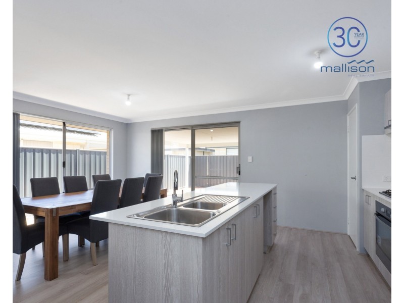 23 Charnwood Grove, Hilbert WA 6112