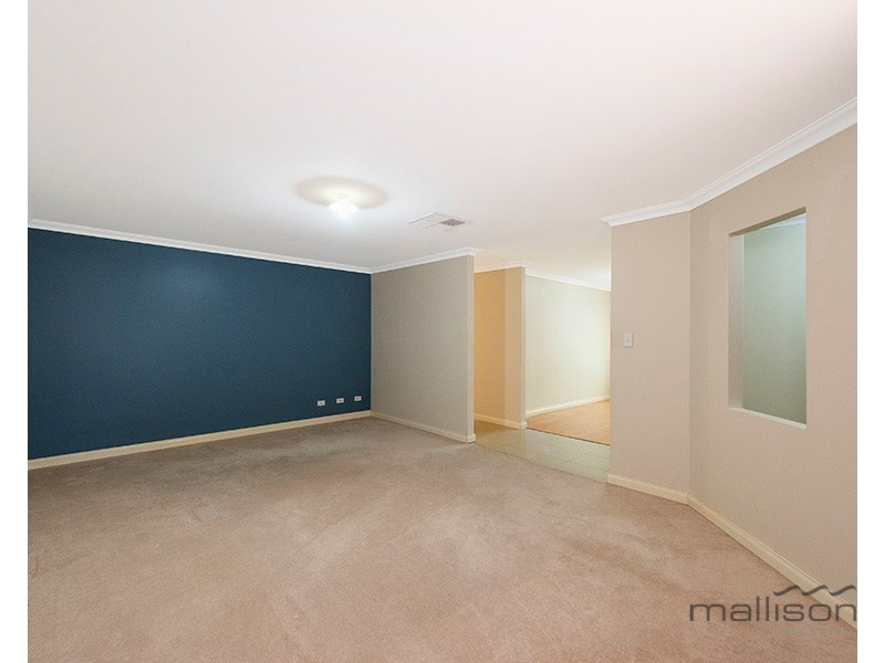 17 Dennis Way, Canning Vale WA 6155