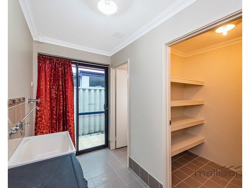 17 Dennis Way, Canning Vale WA 6155