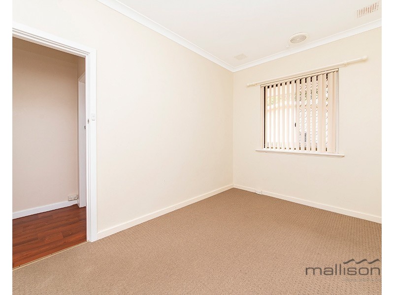 8 Mamillius Street, Coolbellup WA 6163