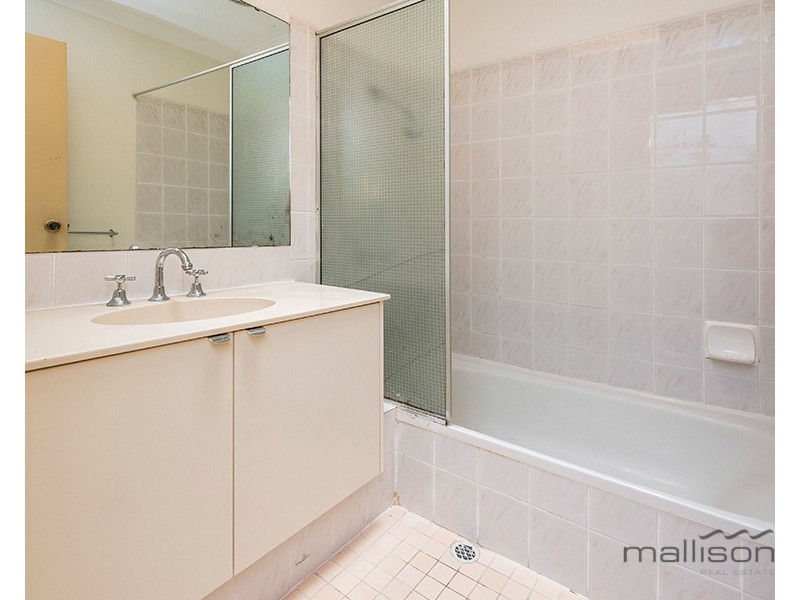 5/19 Golf Road, Parkwood WA 6147