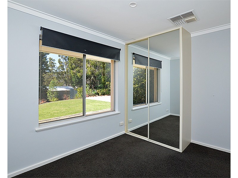 22 Ranford Street, Kelmscott WA 6111