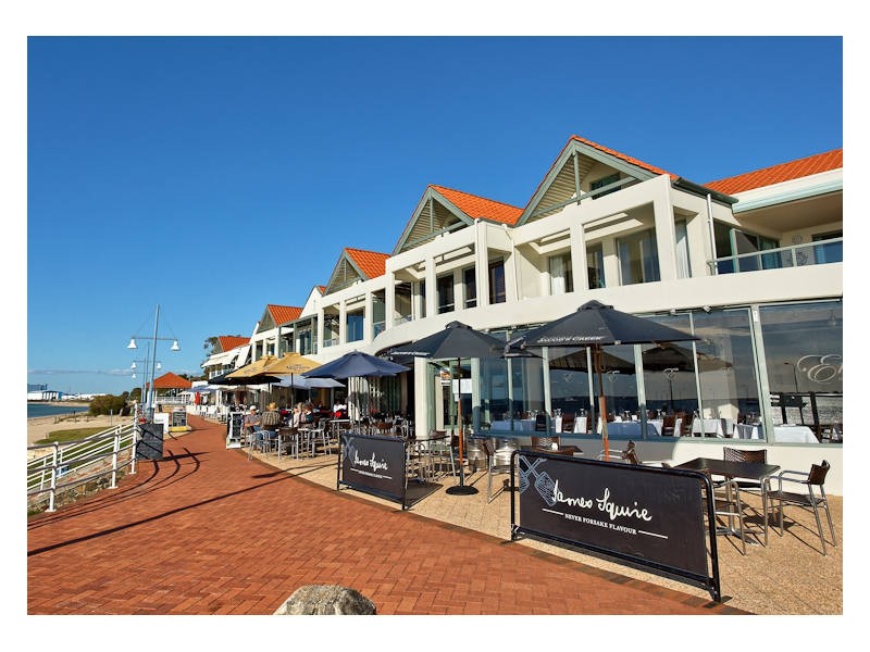 21 Weld Street, Rockingham WA 6168