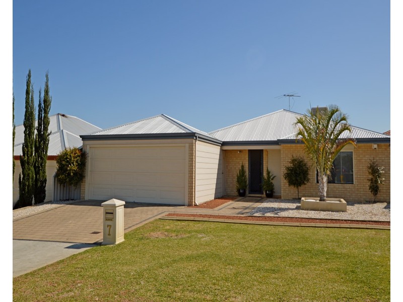 7 Stokesay Street, Orelia WA 6167