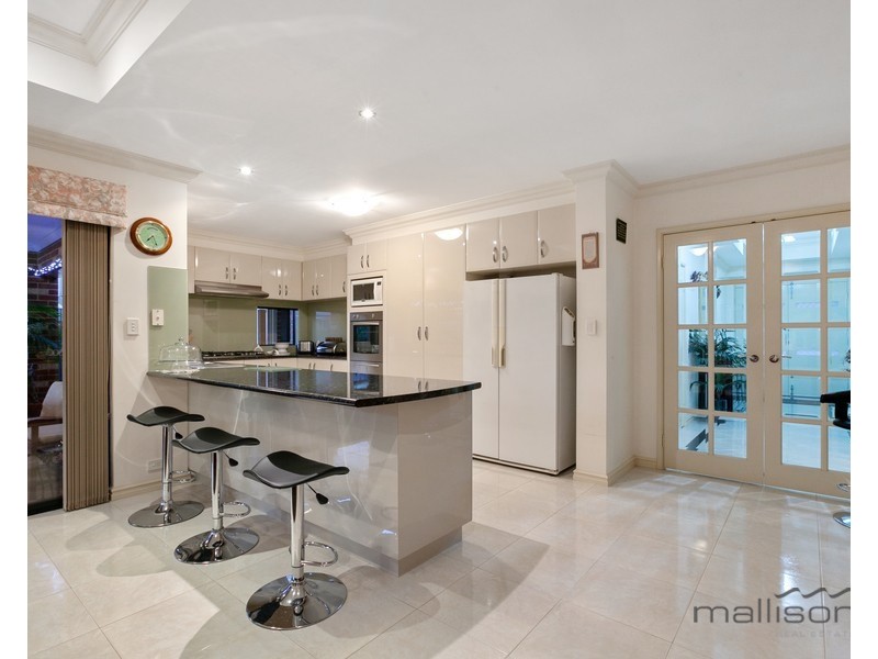 35 Bluestone Loop, Piara Waters WA 6112